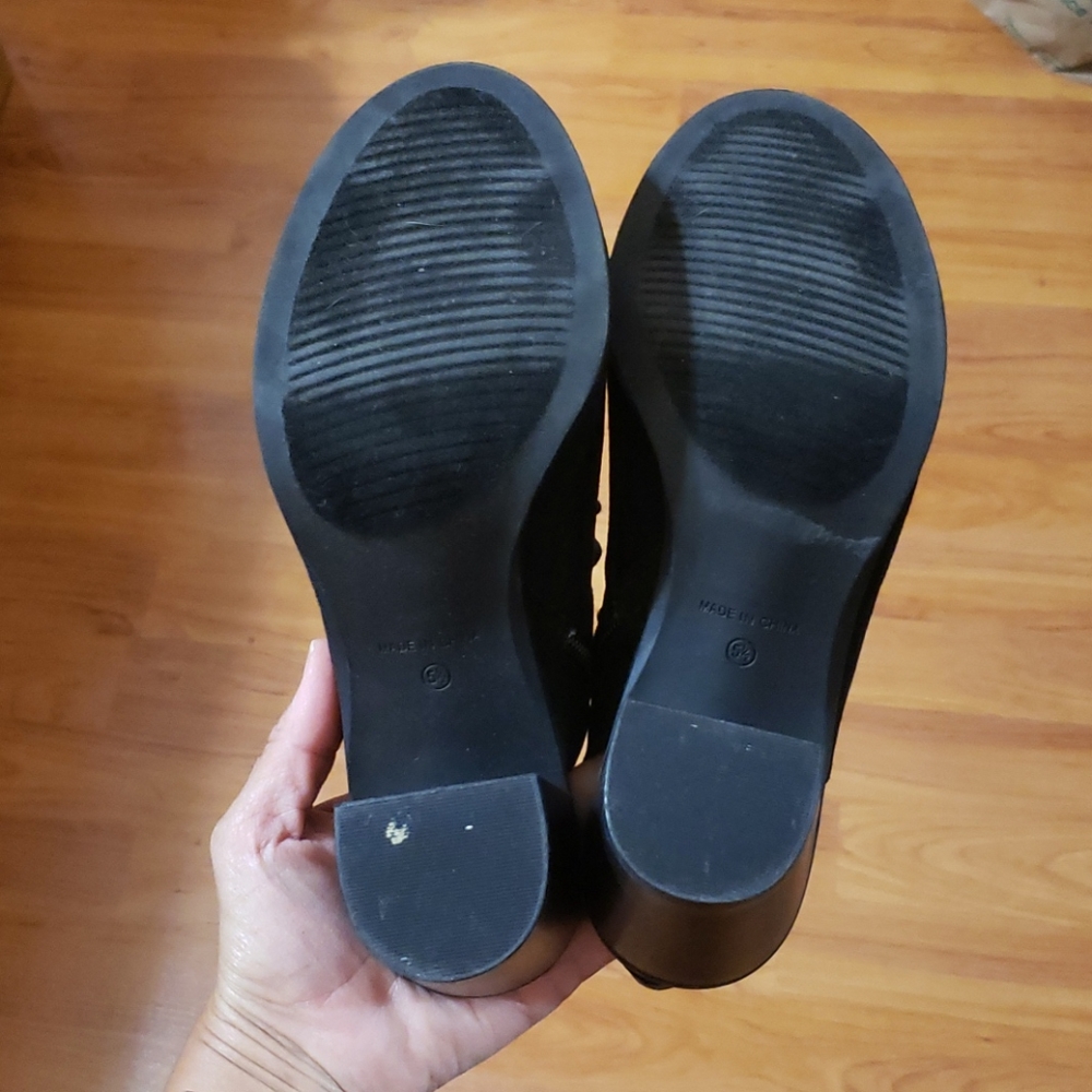 American Rag Bootie - Picture 3 of 7